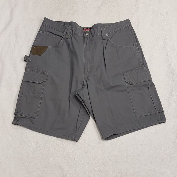 Wrangler Workwear Gray Ripstop Fabric Carpenter Cargo Shorts Men's Size 38 - Picture 1 of 7